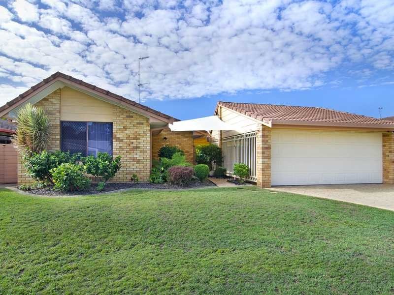 19 Japonica Drive, Palm Beach QLD 4221