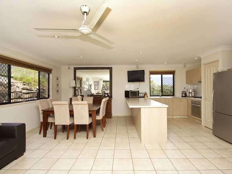 59 Tipuana Drive, Elanora QLD 4221