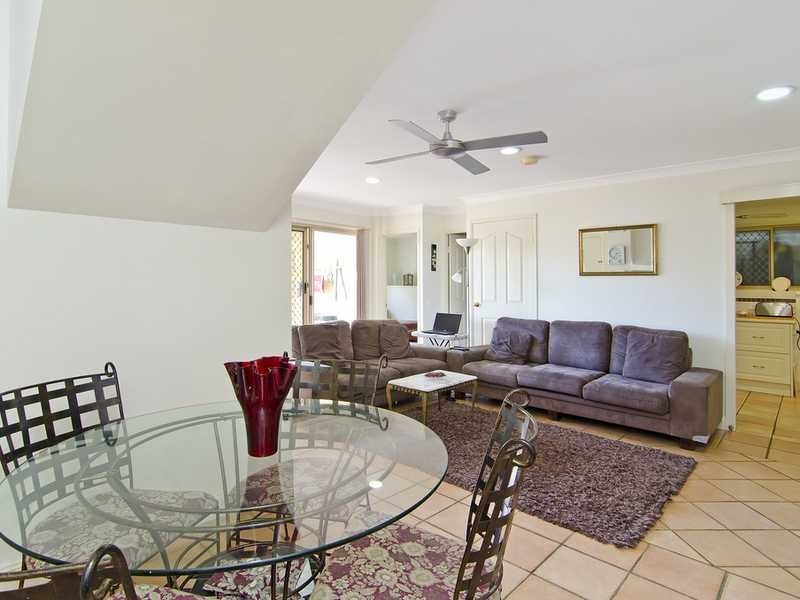 8 Wickepin Court, Elanora QLD 4221