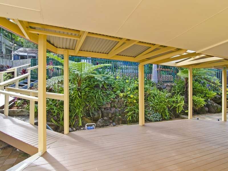 8 Wickepin Court, Elanora QLD 4221