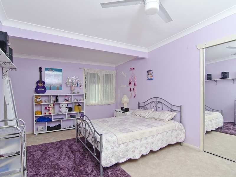 8 Wickepin Court, Elanora QLD 4221