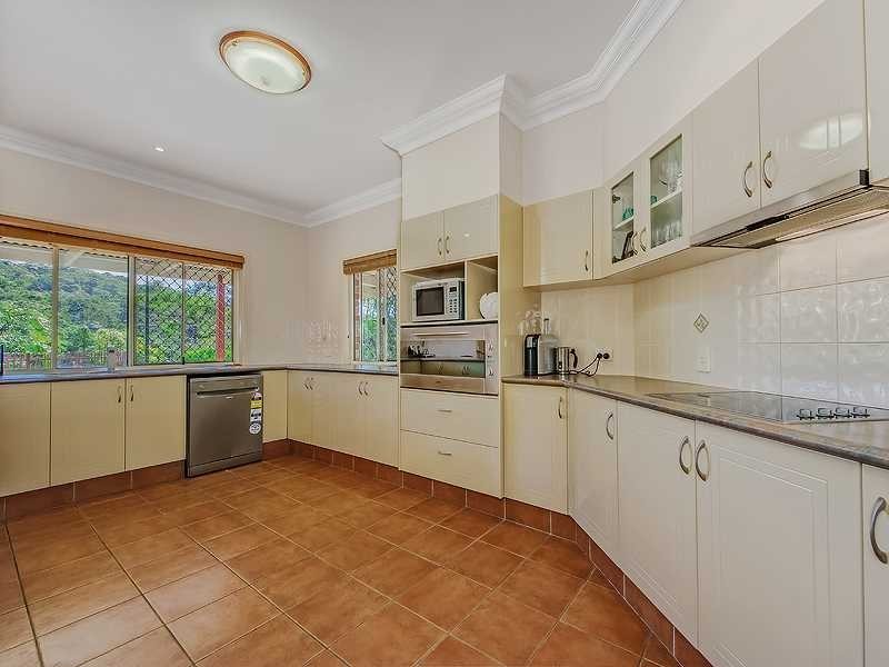 56 Dungogie Drive, Tallebudgera QLD 4228
