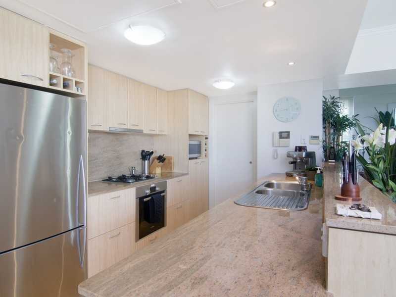 206/1 Twenty First Avenue, Palm Beach QLD 4221