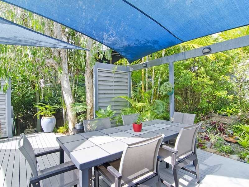 10 Kaffia Court, Elanora QLD 4221