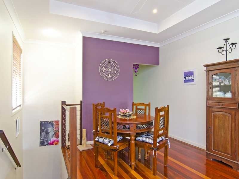 2/18 Ninth Avenue, Palm Beach QLD 4221