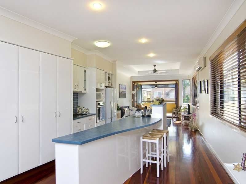 2/18 Ninth Avenue, Palm Beach QLD 4221
