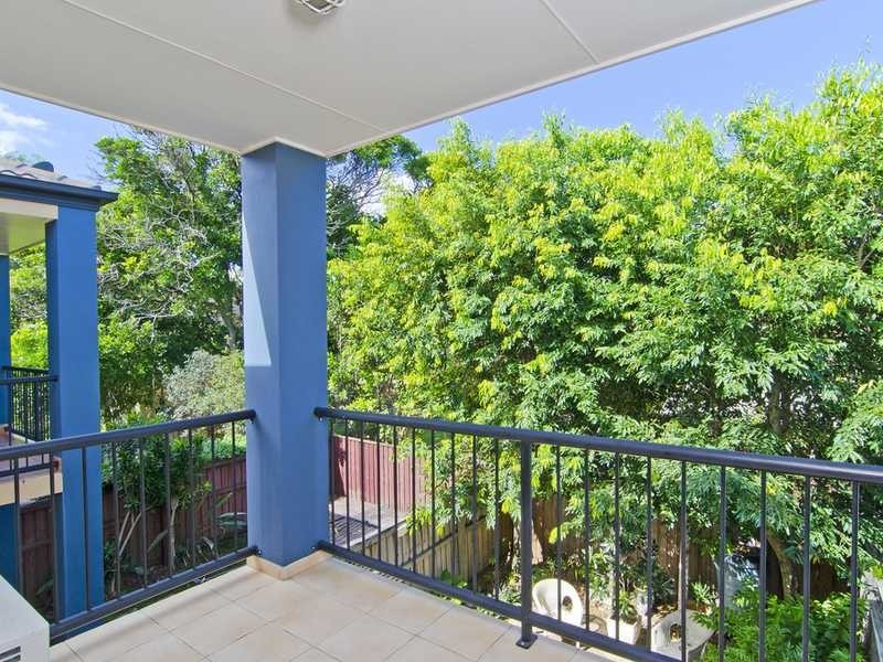 2/18 Ninth Avenue, Palm Beach QLD 4221
