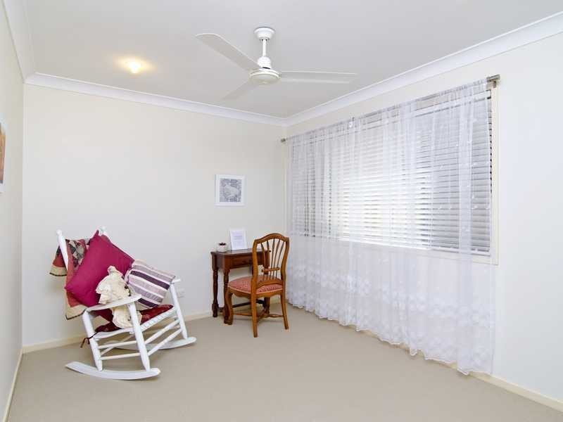 2/18 Ninth Avenue, Palm Beach QLD 4221