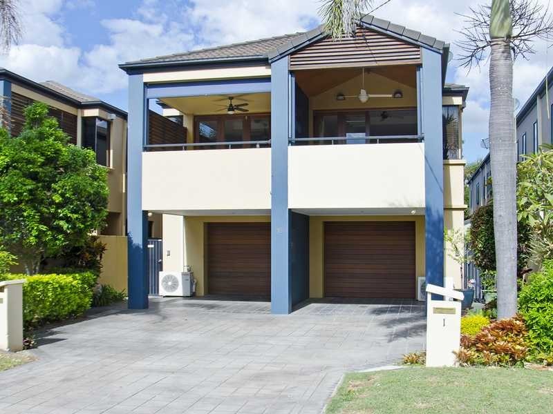 2/18 Ninth Avenue, Palm Beach QLD 4221