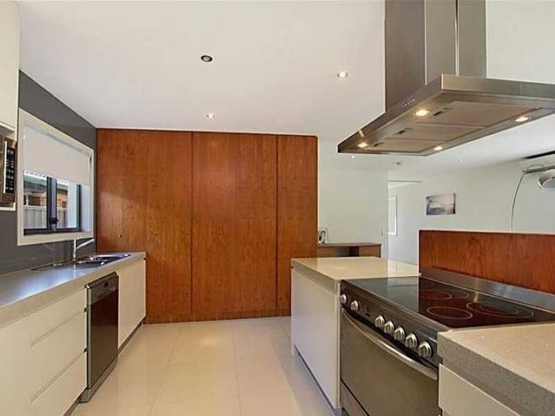 66 Philippine Parade, Palm Beach QLD 4221