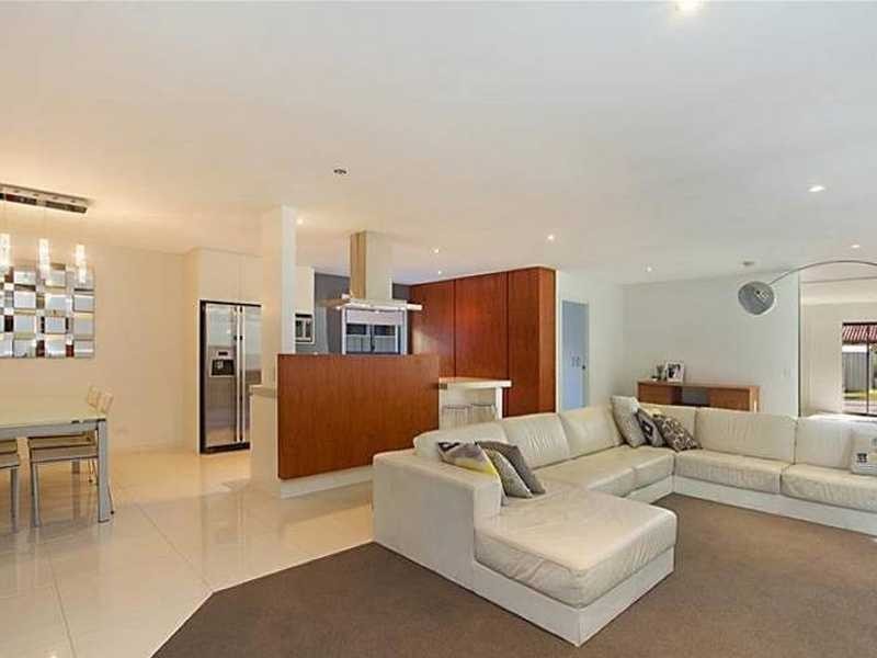 66 Philippine Parade, Palm Beach QLD 4221