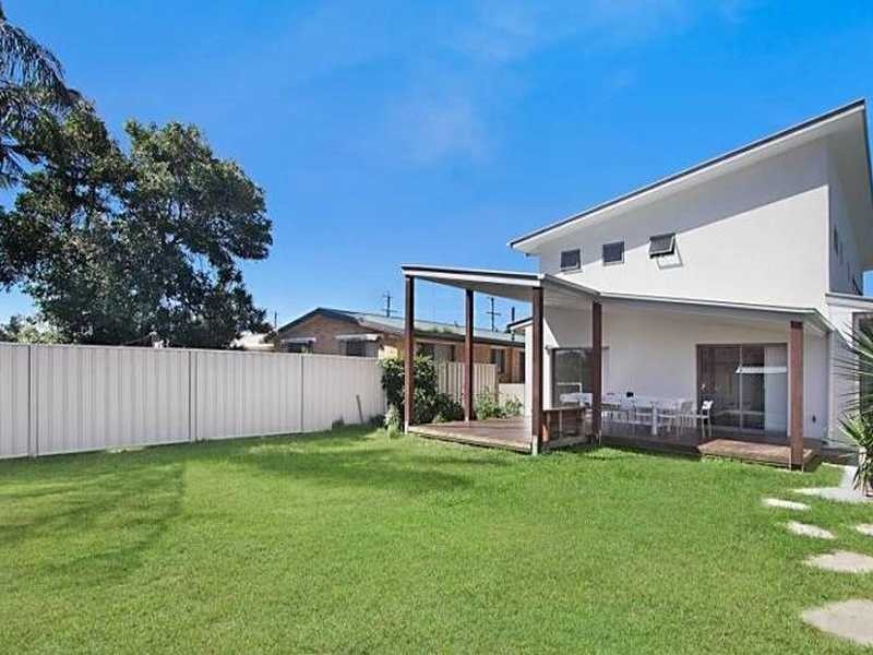 66 Philippine Parade, Palm Beach QLD 4221