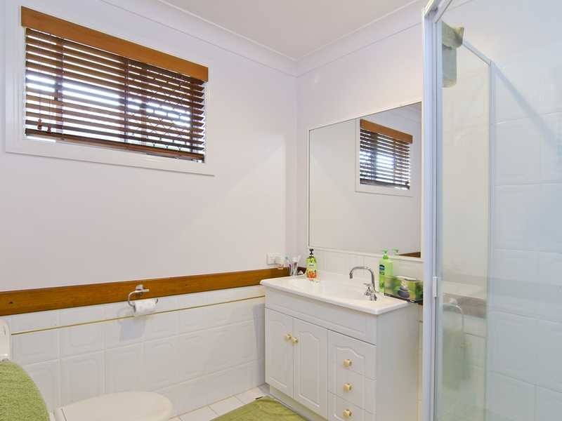 40 Twelfth Avenue, Palm Beach QLD 4221