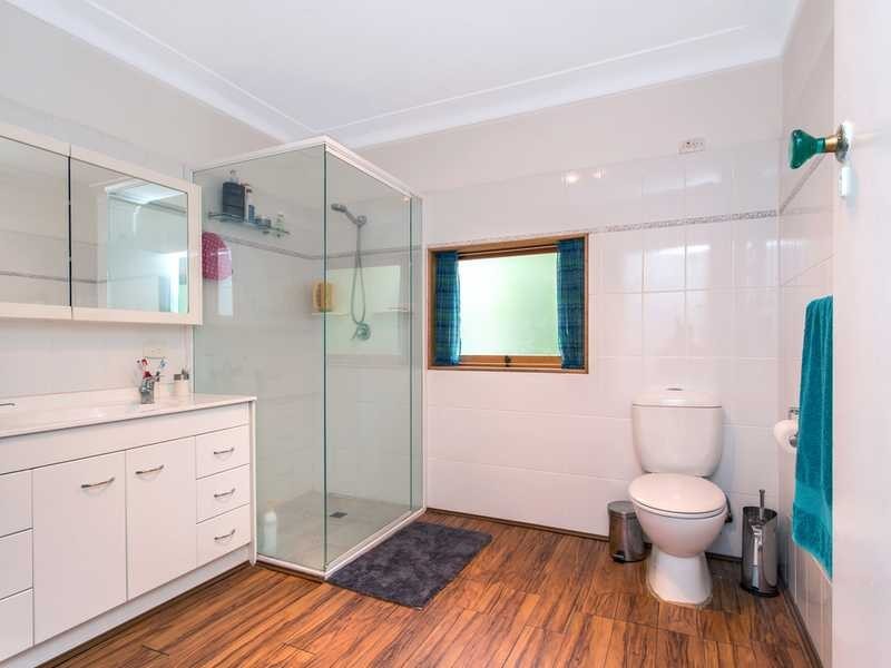 4 Fourteenth Avenue, Palm Beach QLD 4221