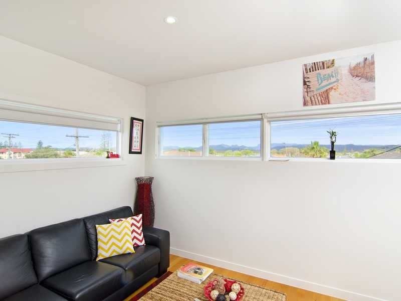 1/1433 Gold Coast Highway, Palm Beach QLD 4221