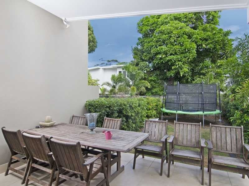 2/98 Leyte Avenue, Palm Beach QLD 4221
