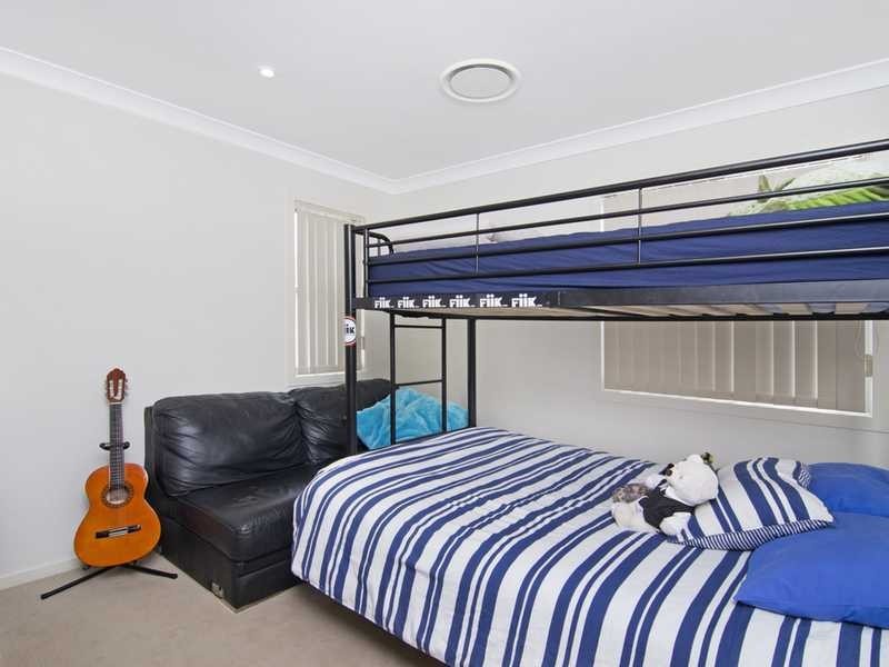 2/98 Leyte Avenue, Palm Beach QLD 4221