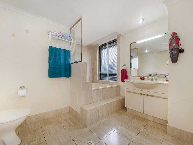 4A/2 Nineteenth Avenue, Palm Beach QLD 4221