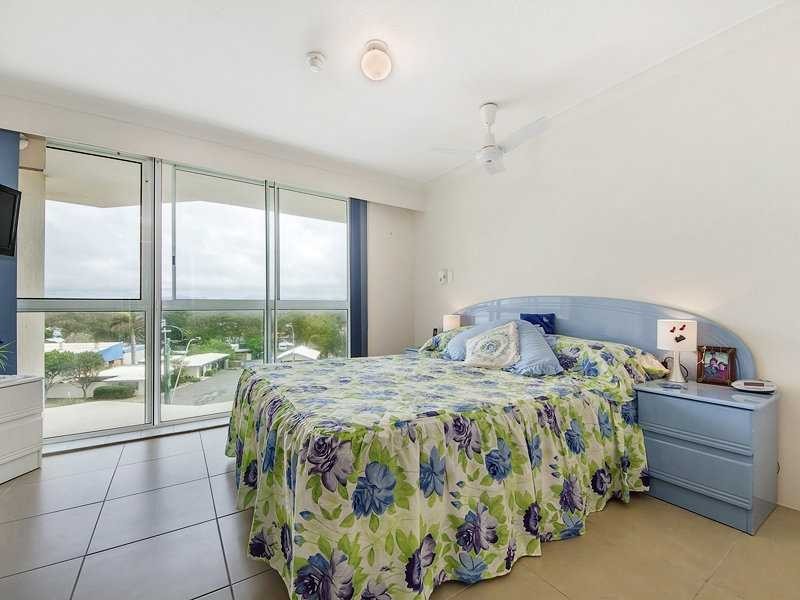 4A/2 Nineteenth Avenue, Palm Beach QLD 4221