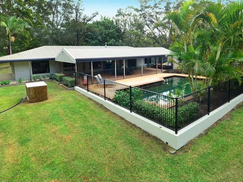 26 Westminster Boulevard, Elanora QLD 4221