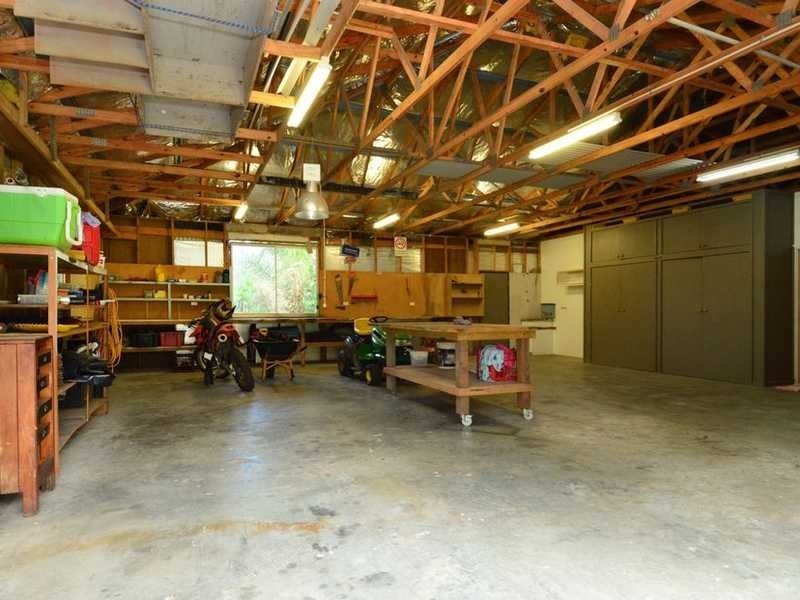 26 Westminster Boulevard, Elanora QLD 4221
