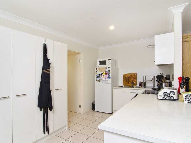 2/5 Parnki Parade, Palm Beach QLD 4221