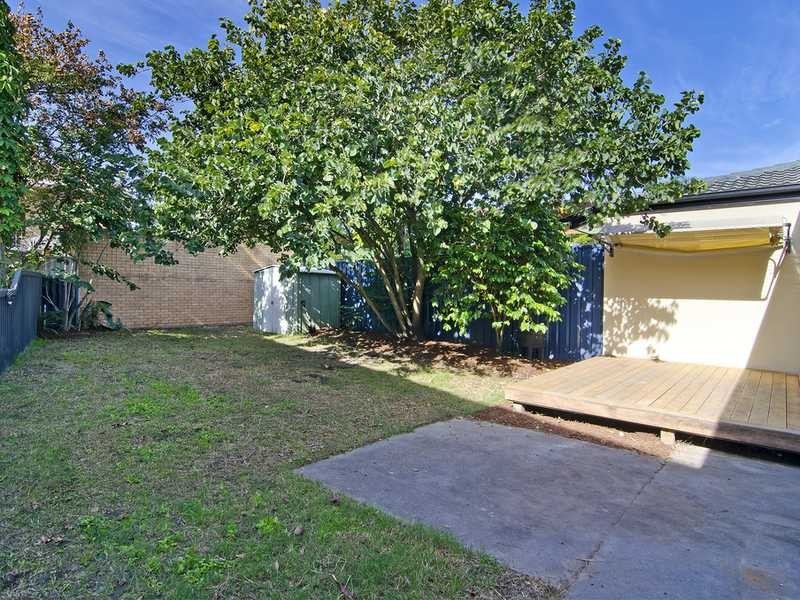 2/5 Parnki Parade, Palm Beach QLD 4221