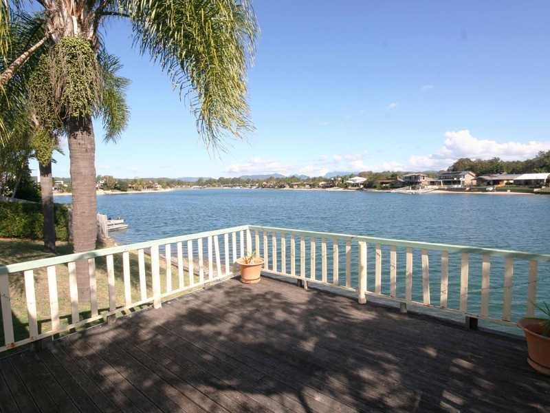 84 Melaleuca Drive, Palm Beach QLD 4221