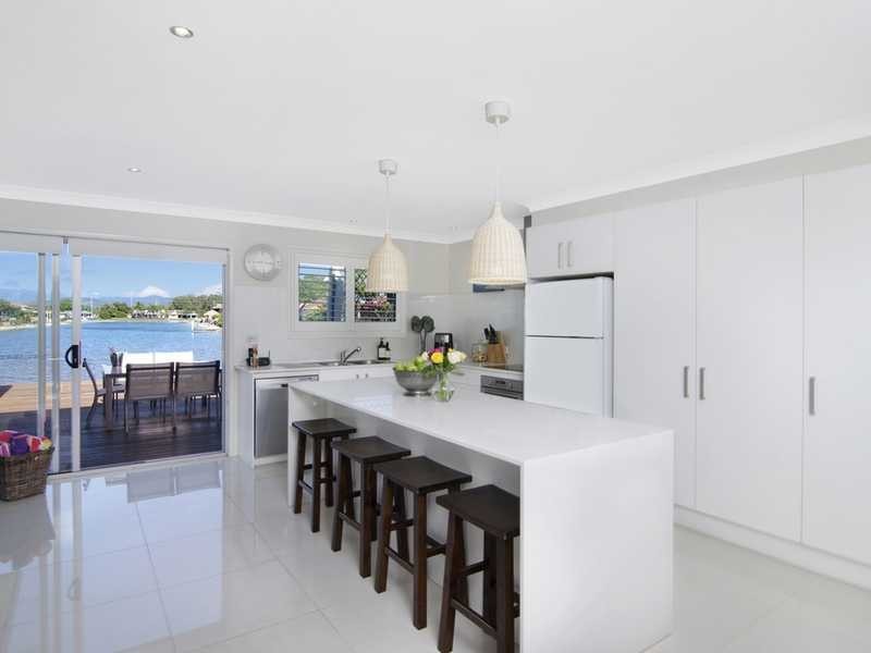 98 Townson Avenue, Palm Beach QLD 4221