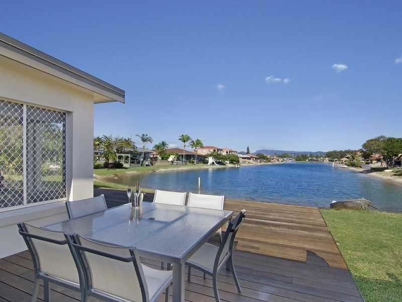 98 Townson Avenue, Palm Beach QLD 4221