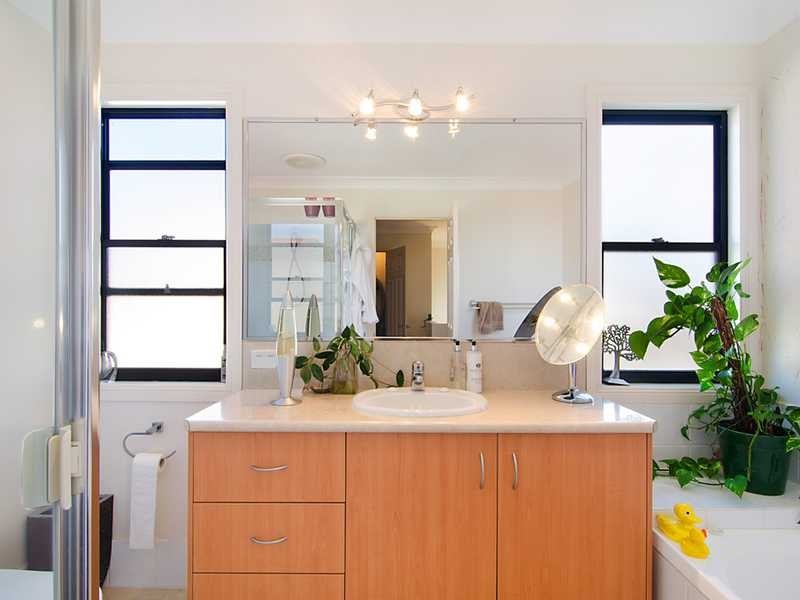 6 Luzon Parade, Palm Beach QLD 4221