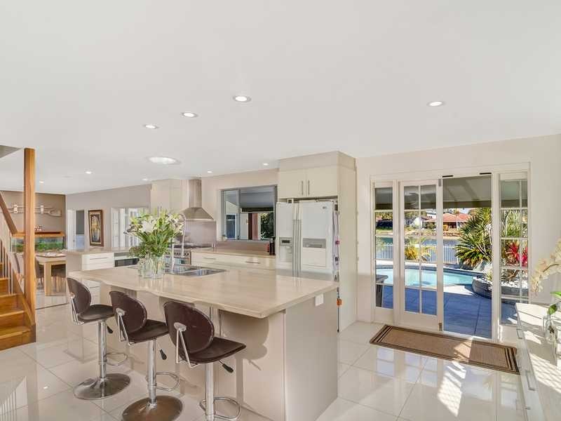 60 Parnki Parade, Palm Beach QLD 4221