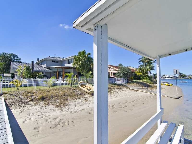 60 Parnki Parade, Palm Beach QLD 4221