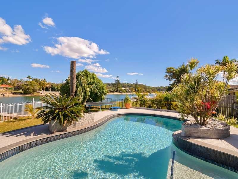 60 Parnki Parade, Palm Beach QLD 4221