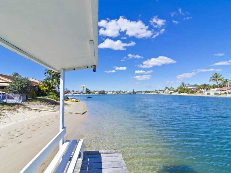 60 Parnki Parade, Palm Beach QLD 4221