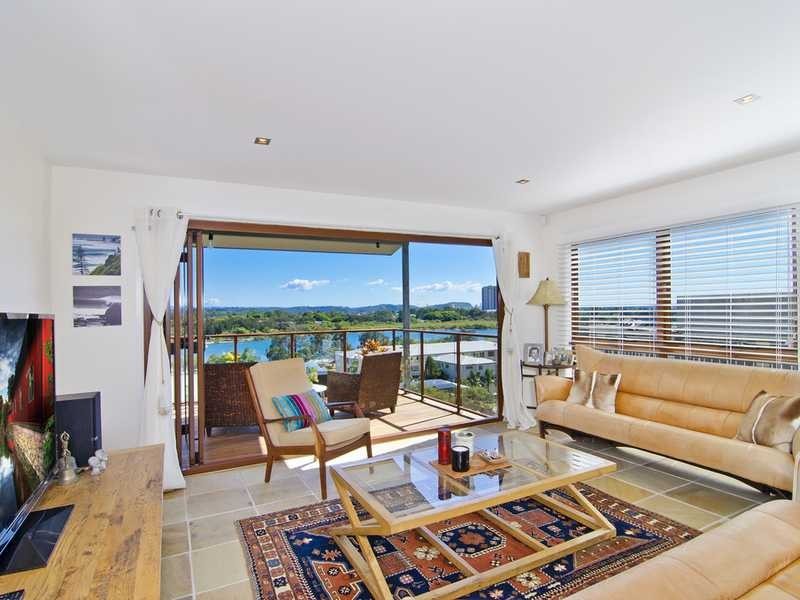 2/31 Thrower Drive, Currumbin QLD 4223