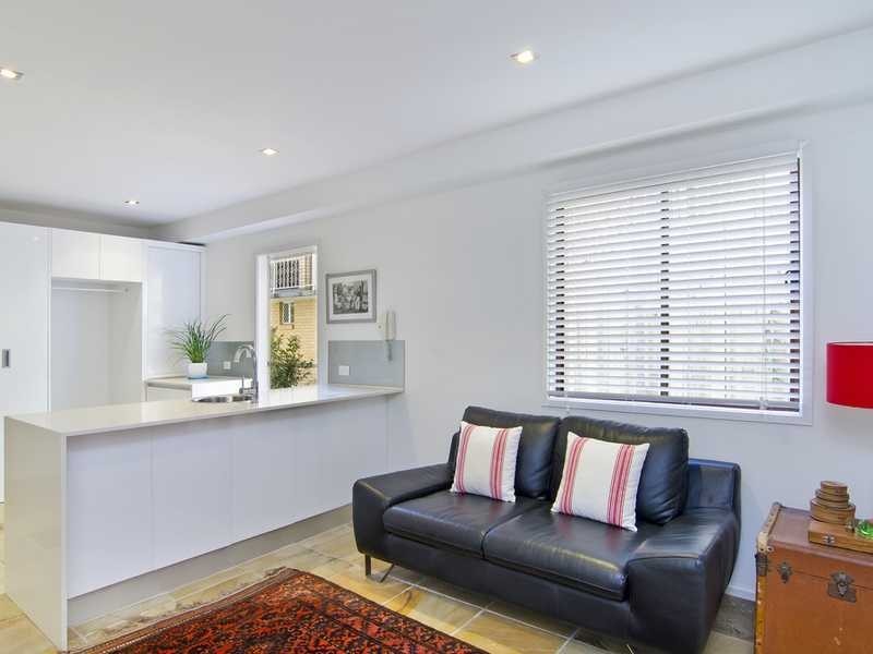 2/31 Thrower Drive, Currumbin QLD 4223