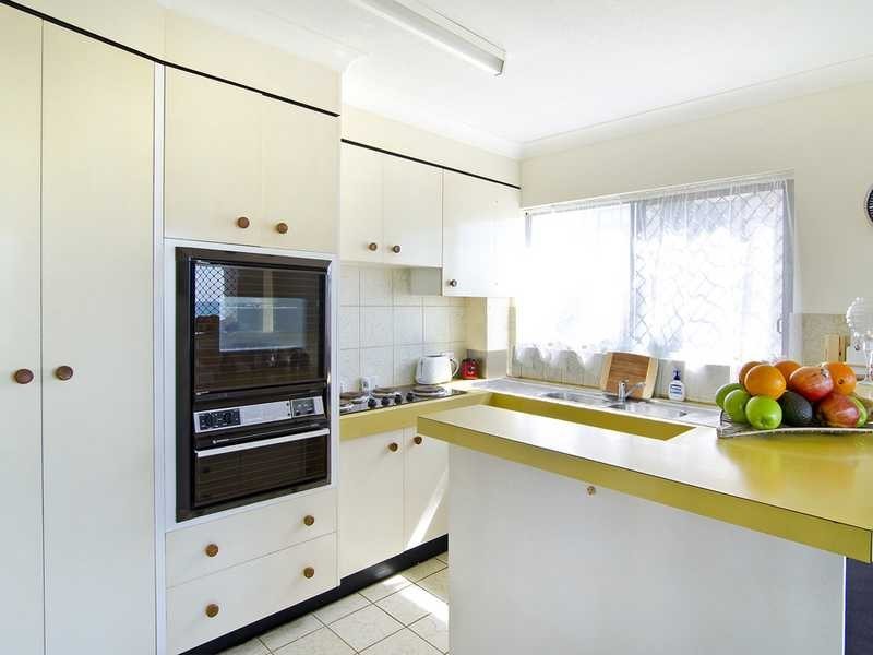 1/234 Pacific Parade, Bilinga QLD 4225