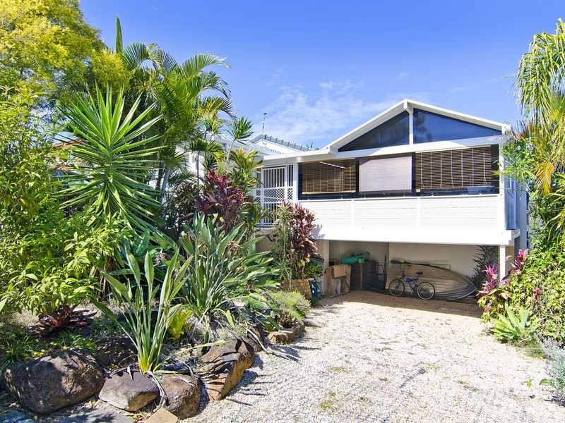 19 Kaffia Court, Elanora QLD 4221