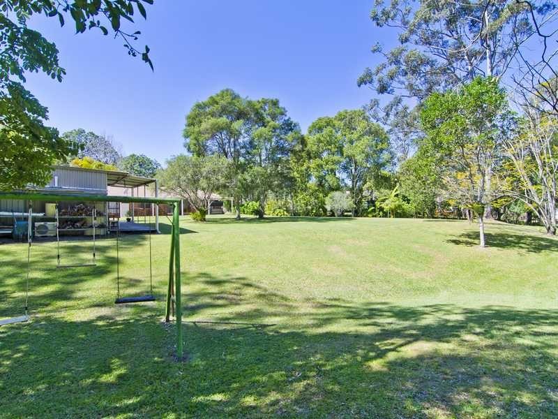 13 Tuesday Drive, Tallebudgera QLD 4228