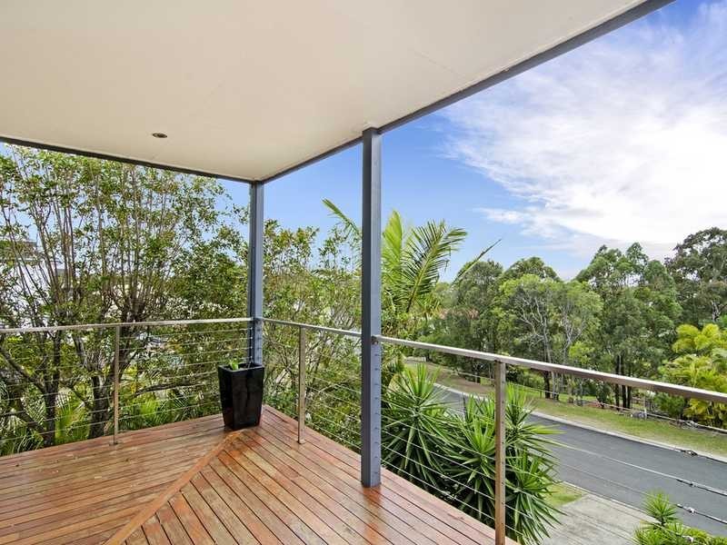 31 Jarrahdale Drive, Elanora QLD 4221