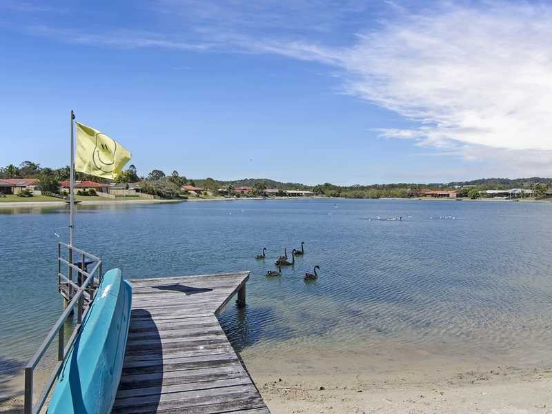 39 Cyclades Crescent, Currumbin Waters QLD 4223