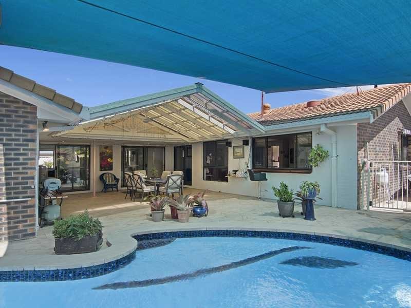 39 Cyclades Crescent, Currumbin Waters QLD 4223