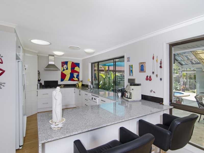 39 Cyclades Crescent, Currumbin Waters QLD 4223