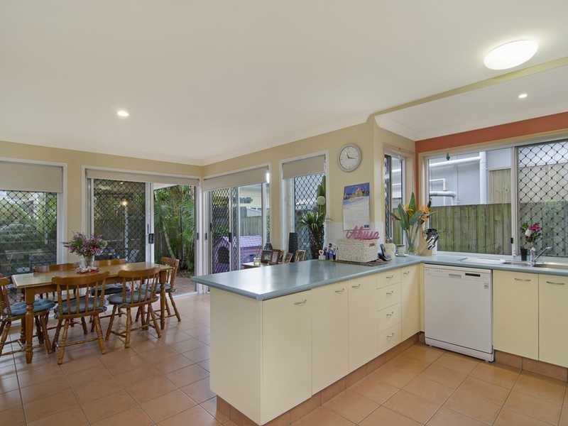2/29 Twenty Fifth Avenue, Palm Beach QLD 4221