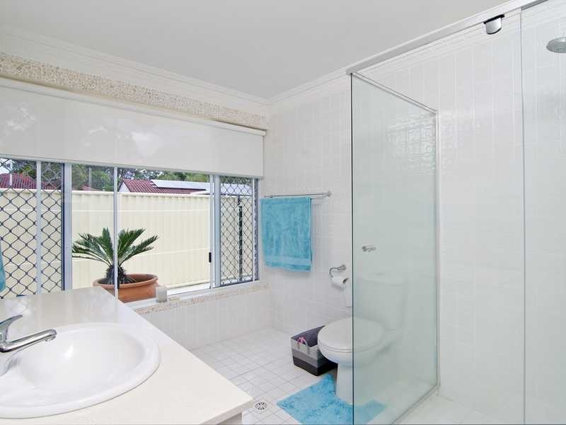 38 Westminster Boulevard, Elanora QLD 4221