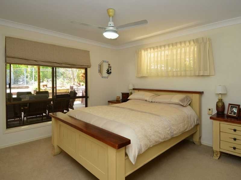 28 Westminster Boulevard, Elanora QLD 4221