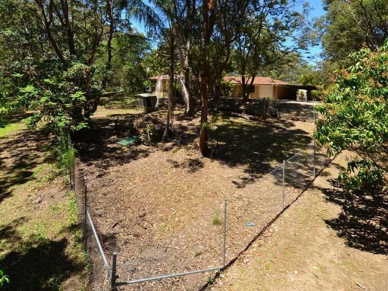 28 Westminster Boulevard, Elanora QLD 4221