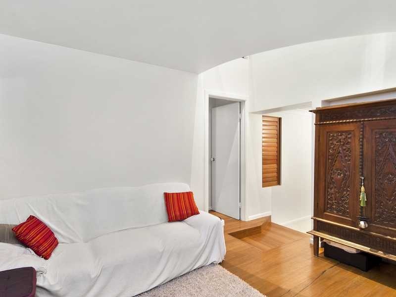 1/273 Jefferson Lane, Palm Beach QLD 4221