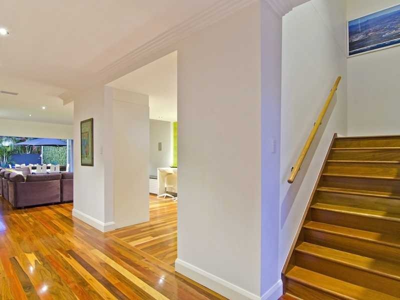 69 Fifth Avenue, Palm Beach QLD 4221